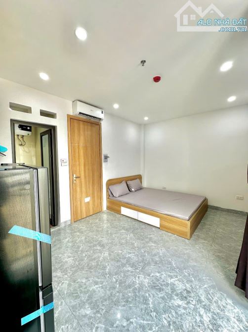 Cho Thuê CCMN 322 Mỹ Đình  Nam Từ Liêm 30m2 Studio Cửa Sổ Ban Công Thang Máy Trống 5 Phòng - 12