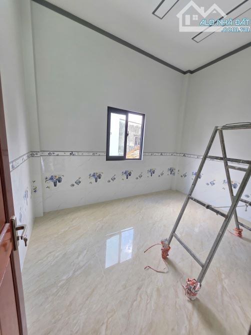 Bán nhà 1 trệt 1 lầu gần đường Hoàng Hoa Thám 100m p.Đông Hòa Tp.Dĩ An chỉ 4ty200 TL M7305 - 12
