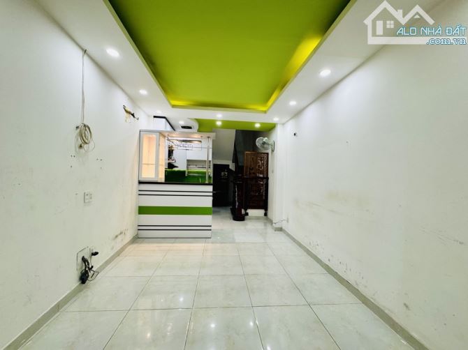 NHÀ 6 TẦNG- DÒNG TIỀN 20 TRIÊU-NGAY KHU ĐẮC ĐỊA NHẤT QUẬN PHÚ NHUẬN - 7.55 TỶ - 14
