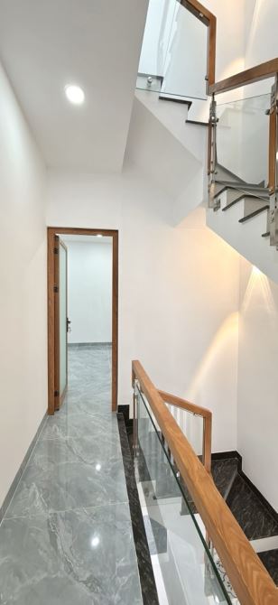 BÁN NHÀ MỚI TINH Ở LIỀN HẺM XE HƠI LÊ VĂN QUỚI 5 TẦNG 52M2 NỘI THẤT XỊN GIÁ 6.X TỶ - 2