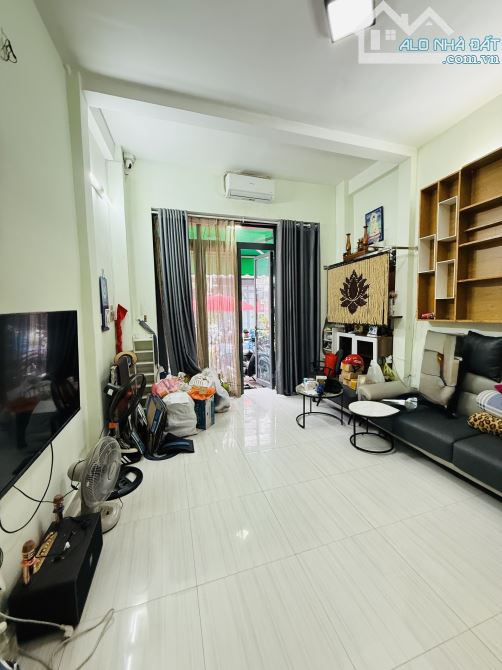 MẶT TIỀN KINH DOANH LÊ QUỐC TRINH – 2 TẦNG - NHÀ MỚI ĐẸP – SỔ NỞ HẬU NHẸ - CHỈ NHỈNH 5 TỶ - 4