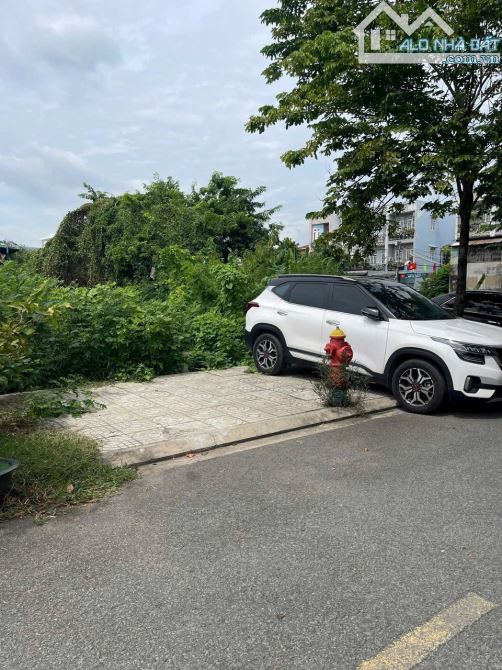 Bán đất khu phân lô nhà lầu, 3 lô 4x16m, Thới An 16. Q12 _ hệ XD 4.5_ giá 4ty300 - 2