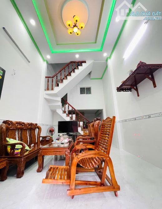 Bán nhà 1/  NGUYỄN THỊ BÚP Q12 _ hẻm XE HƠI THÔNG 🚘. Gần CÔNG VIÊN nội khu _3 tầng_4ty950 - 2