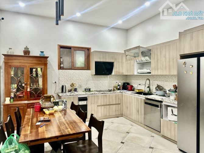 Bán Nhà PHÂN LÔ TƯ ĐÌNH chỉ 14 tỷ-65m2-DÂN XÂY-Ô TÔ-LÔ GÓC-FULL NỘI THẤT-SỔ VUÔNG, HIẾM - 2