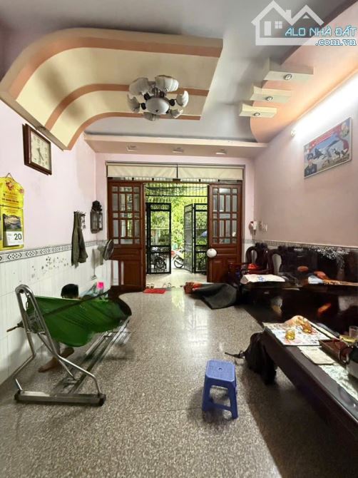 BÁN CĂN GÓC, MẶT TIỀN ĐƯỜNG NGAY LÊ TRỌNG TẤN - 72M2, NGANG 4,5M VUÔNG, CẤP 4 - HƠN 6Tỷ - 2