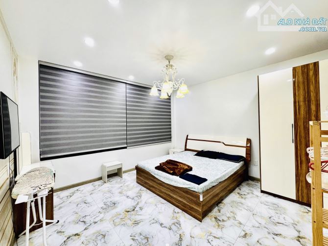 🏡BÁN NHÀ 4,5 TẦNG MẶT CHỢ LƯƠNG VĂN CAN NGÔ QUYỀN 62M GIÁ 8,x TỶ - 2