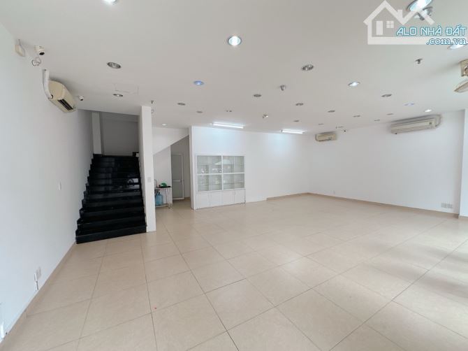 Bán nhà MT Kinh Doanh ShopHouse 2 Tầng gần sân bay 162,6m2 có dòng tiền - 2