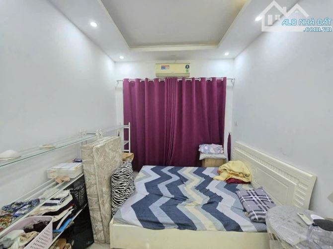 11,2 tỷ, 55m2, 5 tầng Lê Thanh Nghị, HBT nhà đẹp ở ngay - lô góc - ngõ nông - vừa ở, /thuê - 2
