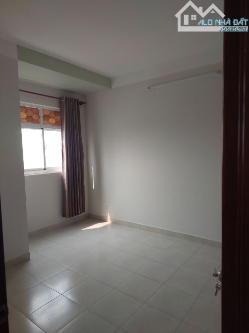 Cần bán căn hộ Cao Ốc H2 Đ/C 196 Hoàng Diệu, Hẻm 109 Hoàng Văn Thụ, Phường 9,Quận 4 - 2