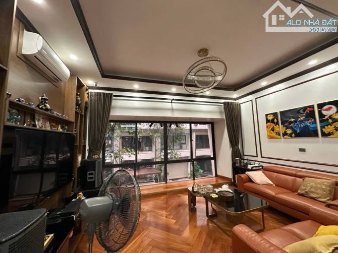Liền kề Mỗ Lao 50m2 - 5 tầng - MT 6.2m - Đường 8m, vỉa hè 3.5m - Thang máy - 17.9 tỷ - 2