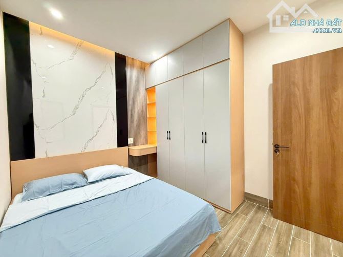 Sang tên căn nhà ngay Phạm Văn Đồng, Thủ Đức. Giá: 2 tỷ 540tr, đường ô tô 6m, sổ riêng - 2