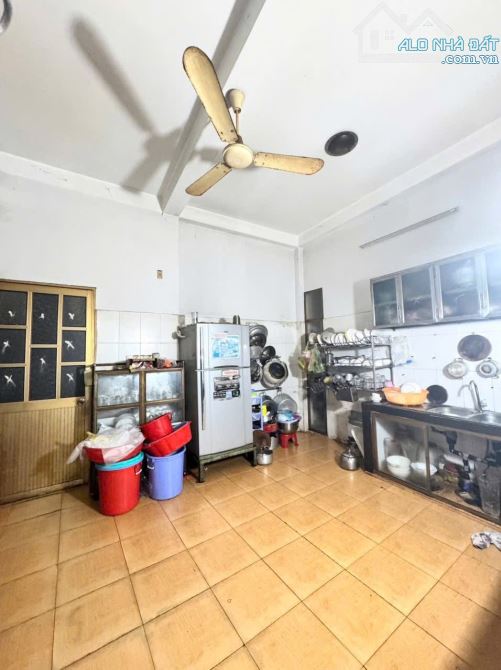 🆘CHỦ NGỘP 4 TỶ - GẤP BÁN NHÀ 3 TẦNG - DT 110M2  TRƯỜNG THỌ - HẺM THÔNG - Giá Chỉ 5.x t - 2