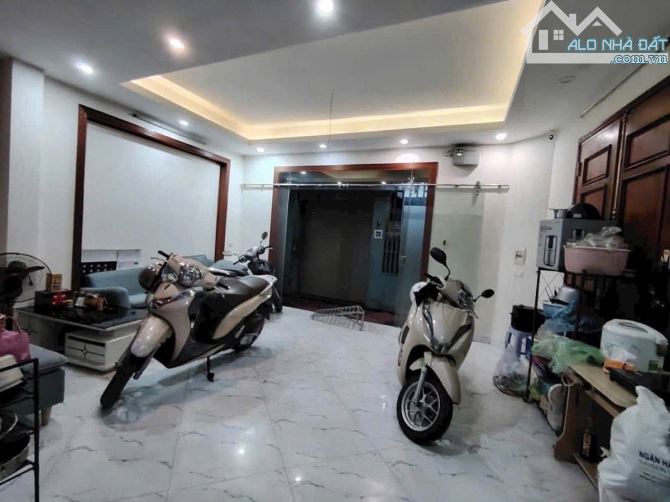 bán nhà Ngõ 515 Hoa Thám, Ba Đình DT 43m, ( từ T2 46m, 5 Tầng, MT 6.6m 🧧Gia 9 tỷ - 2