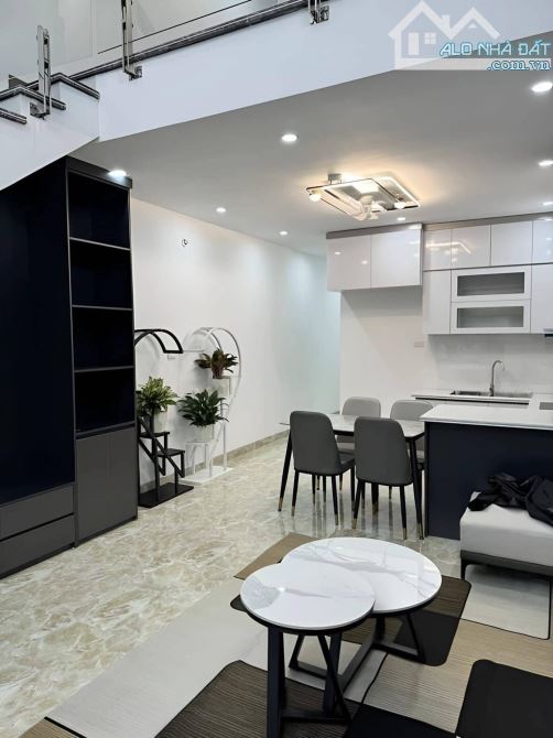 Chủ gửi BÁN GẤP NHÀ GÁC LỬNG SỔ RIÊNG THỔ CƯ =  500 TRIỆU CHÌA KHOÁ TRAO TAY - 2