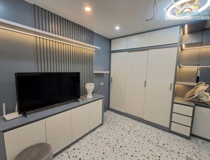 ❇️BÁN CĂN HỘ TẬP THỂ TẦNG 1 PHƯỜNG QUÁN THÁNH - BA ĐÌNH 31 M2, 1 PHÒNG NGỦ, 1 VS GIÁ RẺ. - 2