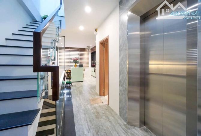 Cần bán nhà khu TT Quân Đội 918 Phúc Đồng, Long Biên 62m, 4 tầng, mặt tiền 5m, giá 18.5 tỷ - 2