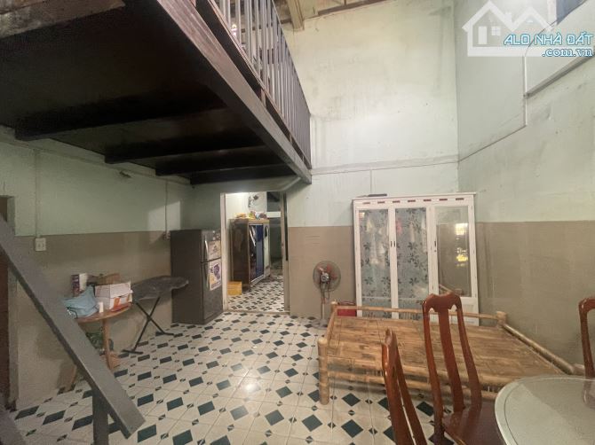 Bán nhà mặt tiền Phan Chu Trinh Ngang 11m - 1