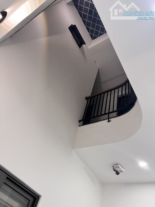 Bán Nhà Đẹp Trần Hưng Đạo, Cạnh Sông Hàn, 60m2, 3 Tầng chỉ 5.2x tỷ - 2