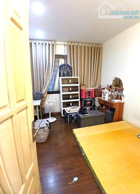 ❇️BÁN CĂN HỘ TẬP THỂ TẦNG 4 PHỐ NGỌC KHÁNH - BA ĐÌNH 83 M2, 3 PHÒNG NGỦ, 1 VS GIÁ RẺ. - 2