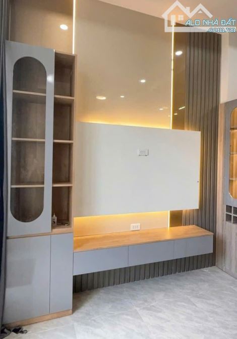Nhà đẹp giá rẻ ở Thới Tam Thôn Hóc Môn 4x24 ( 99m2 ) 975 TRIỆU Sổ hồng riêng sang tên ngay - 2