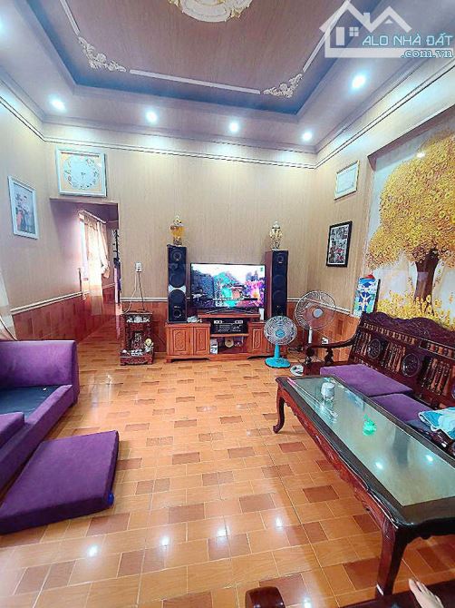 🌻 Bán nhà 2 Tầng-NGANG 7,5M-Đường số 9 Linh Tây,Hẻm 7M,có sân để Ô TÔ,gần Phạm V Đồng - 2