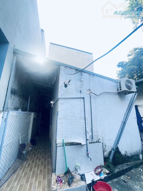 Bán đất tặng nhà C4 tại ngõ 402 Mỹ Đình. ✅ DT 50m², ô tô đỗ cổng, ngay sát chợ. ✅ - 2
