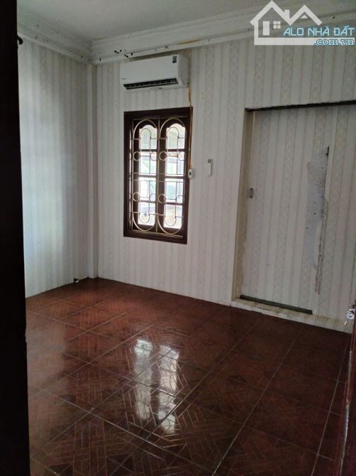 Cho thuê nhà ngõ 132 Tam Trinh, 2.5 tầng x 2 ngủ, 6 Triệu vào ngay - 2