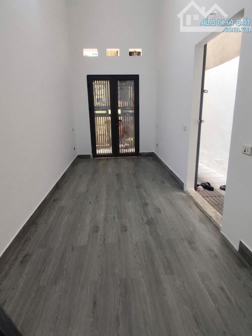 TRẦN CUNG – 40M2 – C4 – NGÕ THÔNG – GẦN ĐƯỜNG LỚN – 8.5 TỶ - 2