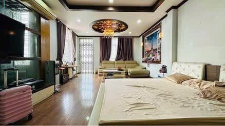 Nhà 8 tầng thang máy ngõ ô tô vào nhà khu phố cổ Cát Dài - 96m2 - mt 6,35m - hướng mát mẻ - 2