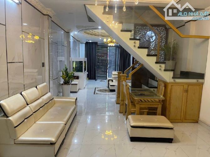 Đường Số Lý Phục Man - Quận 7 - 4x16 - Xe Hơi Đậu Cửa - Nhỉnh 5 Tỷ - 2