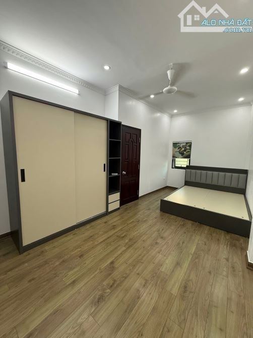 Cực hiếm! Nhà đẹp 5 tầng Trịnh Văn Bô – Ô tô sát cửa, giá tốt 6,05 tỷ. - 2
