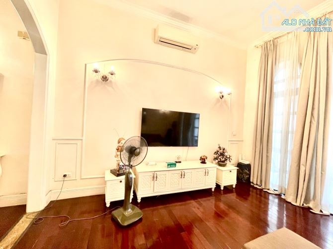 👉Siêu Phẩm Tây Sơn  Phố- Đống Đa QUẬN. Oto tránh, vỉa hè, kinh doanh.  Diện tích 115m2, - 2