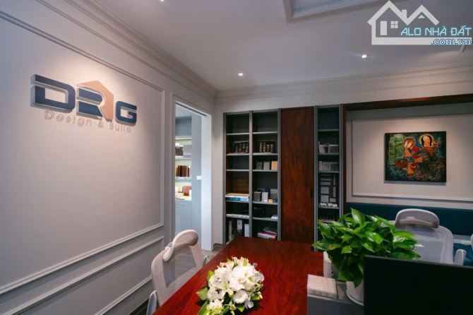 BÁN NHÀ PHẠM TUẤN TÀI, PHÂN LÔ, ÔTÔ TRÁNH, VỈA HÈ KINH DOANH, 70M2 MT RỘNG GIÁ 31 TỶ - 2