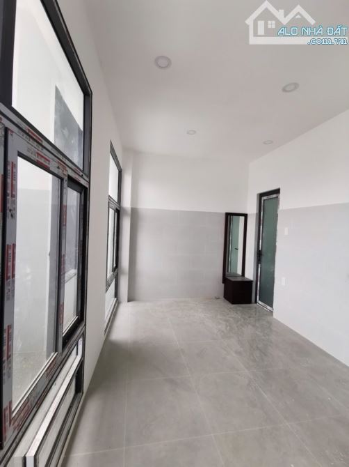 Hàng Đầu Tư - Đường Lê Trọng Tấn - Phường Sơn Kỳ - 2 Tầng DT Lớn 75m2 - HXH - Nhỉnh 6 Tỷ - 2