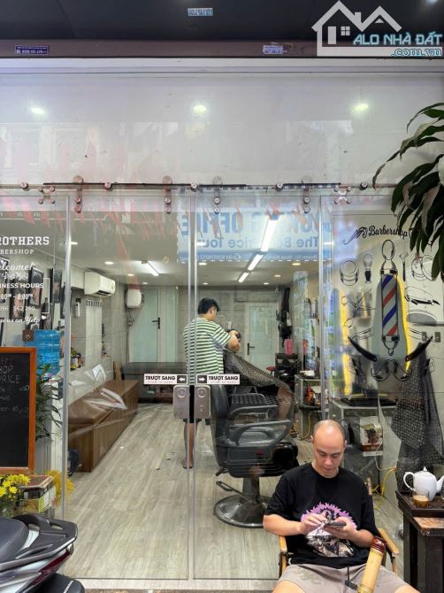 BÁN GẤP, LÔ GÓC, MẶT PHỐ, NGÕ HUYỆN, HOÀN KIẾM, DT 170M, 3 TẦNG, MT 6.8M, GIÁ 180 TỶ - 2