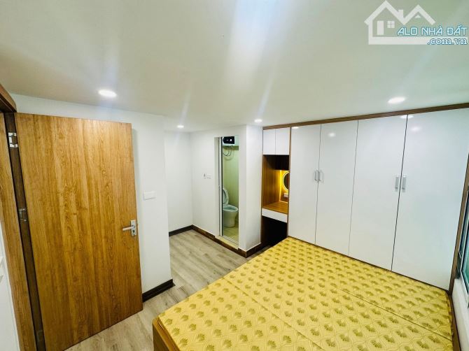 Tập Thể Thanh Xuân Nam - Ngã Tư Khuất Duy Tiến- 100m - 3 ngủ - Full đồ - 2