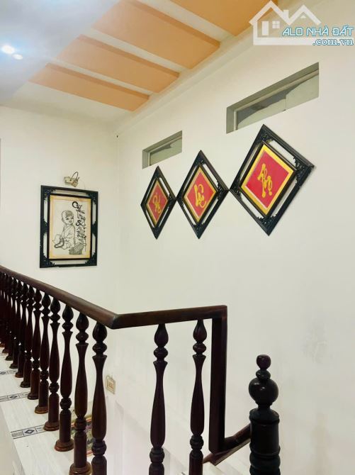 Nhà hẻm ba gác, 1 trệt 1 lầu, 3pn 2wc, gần cầu vượt Linh Xuân. Thích hợp ở gia đình - 2