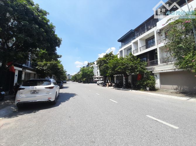 BÁN LIỀN KỀ TRỤC CHÍNH KĐT AO SÀO, HOÀNG MAI, 70M,5T,MT5M, VỈA HÈ, Ô TÔ, KINH DOANH - 2
