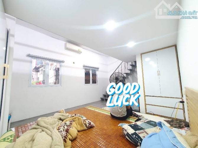Quan thổ 1 - 25m2 - 3 tầng - lô góc - kinh doanh - 3,1 tỷ - 2