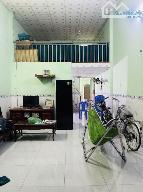 Bán nhà cấp 4 đường Nguyễn Thị Chạy Tân Đông Hiệp Dĩ An 58m2 giá 1.85 tỷ - 2