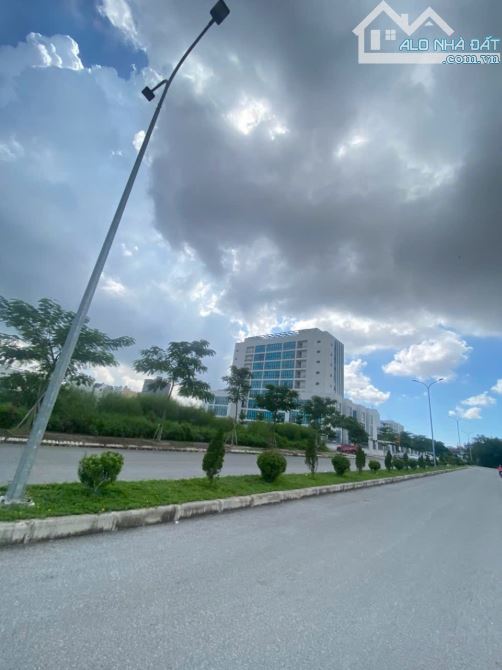 CẦN CHUYỂN NHƯỢNG ĐẤT TĐC LÔ 27 Lê Hồng phong - Ngô quyền . Diện tích 60m ngang 4m - 2
