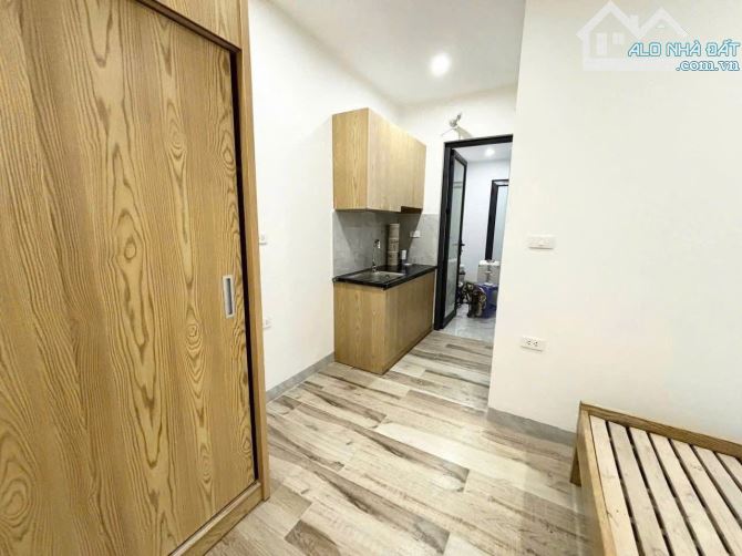 BÁN TÒA CCMN CHÍNH KINH – 44M² – 7 TẦNG – 13.5 TỶ– LÔ GÓC – THANG MÁY – PCCC CHUẨN - 2