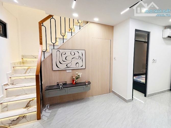 Nhà thiết kế hiện đại 1 lầu 3 phòng ngủ hẻm Cô Giang, Phú Nhuận - 2