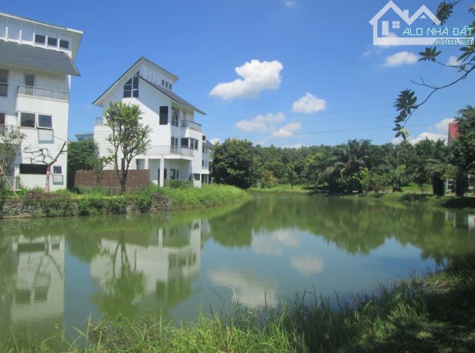 Biệt thự lô Góc view hồ KĐT New House City cạnh Đại lộ Thăng Long 300m2 chỉ 24.x tỷ. - 2
