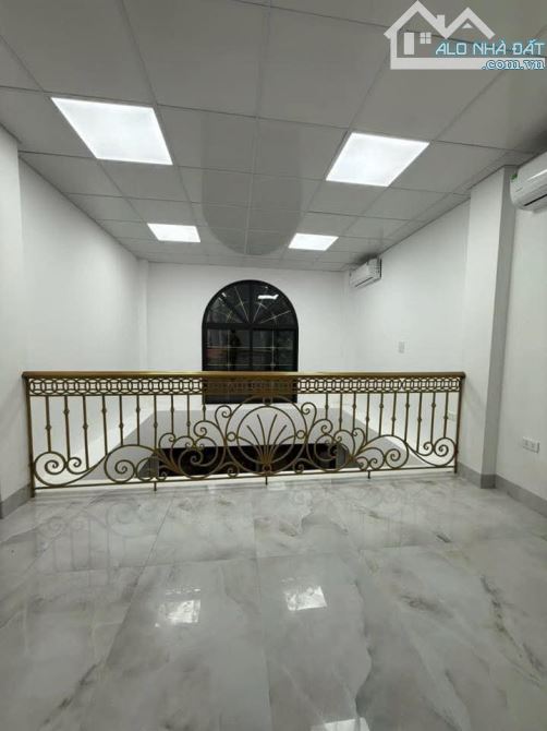 Bán tòa văn phòng Lê Thanh Nghị,120m x 8 tầng giá 39,5 tỷ,kinh doanh đa dạng, đầy đủ pccc - 2