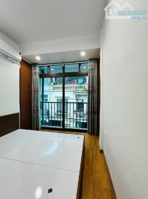 3.05 Tỷ - Tập thể quận HBT - Tầng 3 - Penhouse giá rẻ - 2
