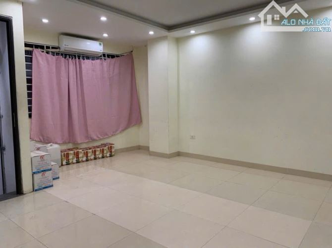 Bán nhà Hoàng Sâm 57m2, MT 4.8m, ngõ ôto, khu VIP, đất vàng, 15.9 tỷ - 2