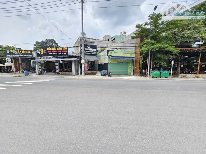 Nhà mặt tiền kinh doanh đường Lương Định Của, ký túc xá khu B làng ĐHQG, 2748 Dĩ An - 2