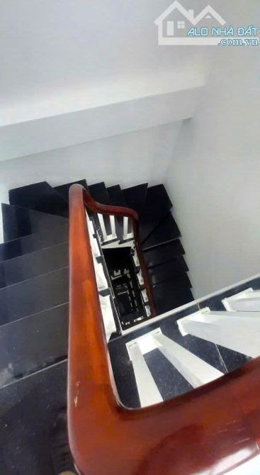 Bán Nhà Trần Cung, Cầu Giấy Gần Bệnh Viện E. Lô Góc 35m 5 Tầng. Giá 8.8 tỷ - 2