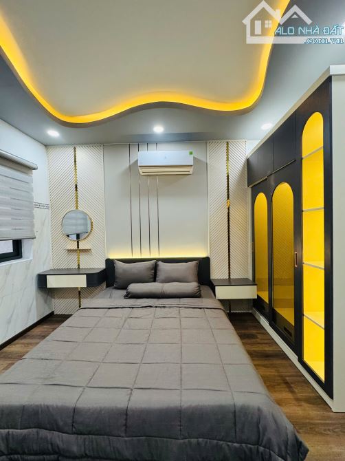 Quang Trung nhà 1 sẹc Lô Gốc 1 MT hẻm xe hơi Gần Emart chỉ 5,28 tỷ - 2